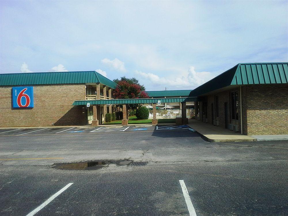 Motel 6 Columbia - University Of South Carolina Eksteriør bilde