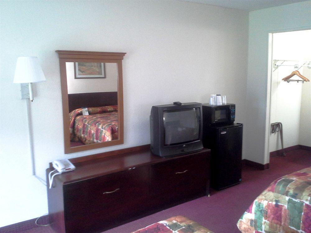 Motel 6 Columbia - University Of South Carolina Eksteriør bilde